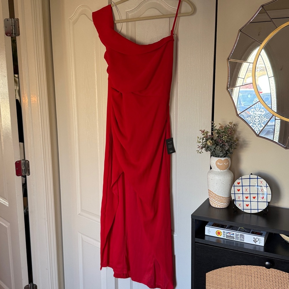 NWT Lulu's Asymmetrical Red Midi Dress